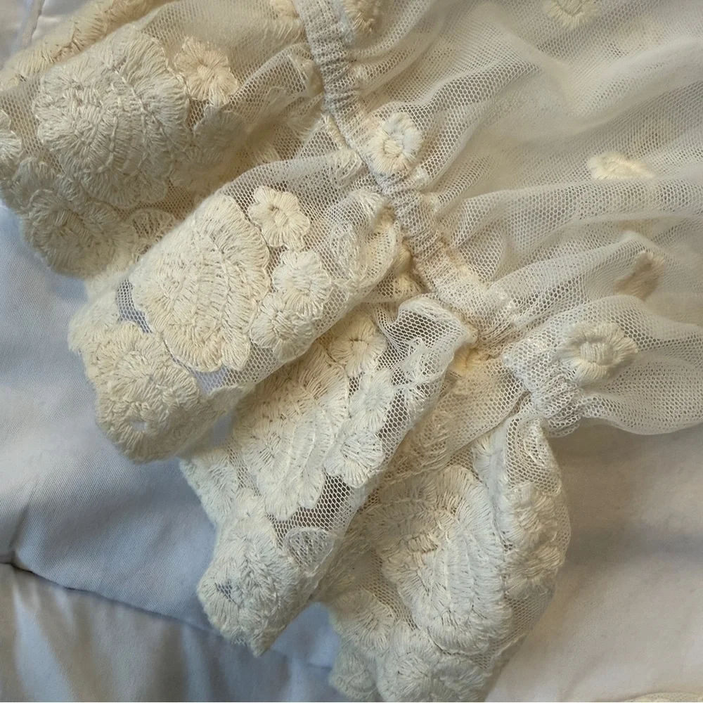 And Now This Sheer Floral Embroidered Ruffle Ivory Blouse Women’s Medium - Picture 5 of 10
